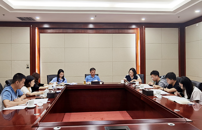 王永强以通常党员身份参与地点支部党史进建教育专题组织生涯会